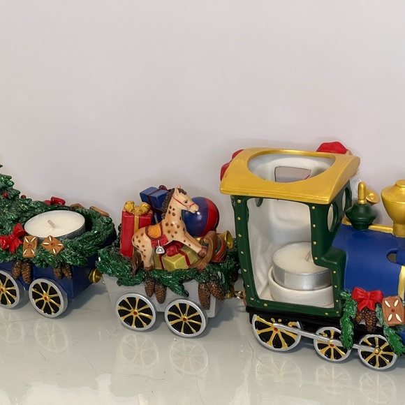 PartyLite RETIRED Santa Train Tealight Holder P9793 (3 Pcs) Christmas NIB Opened - Picture 9 of 15